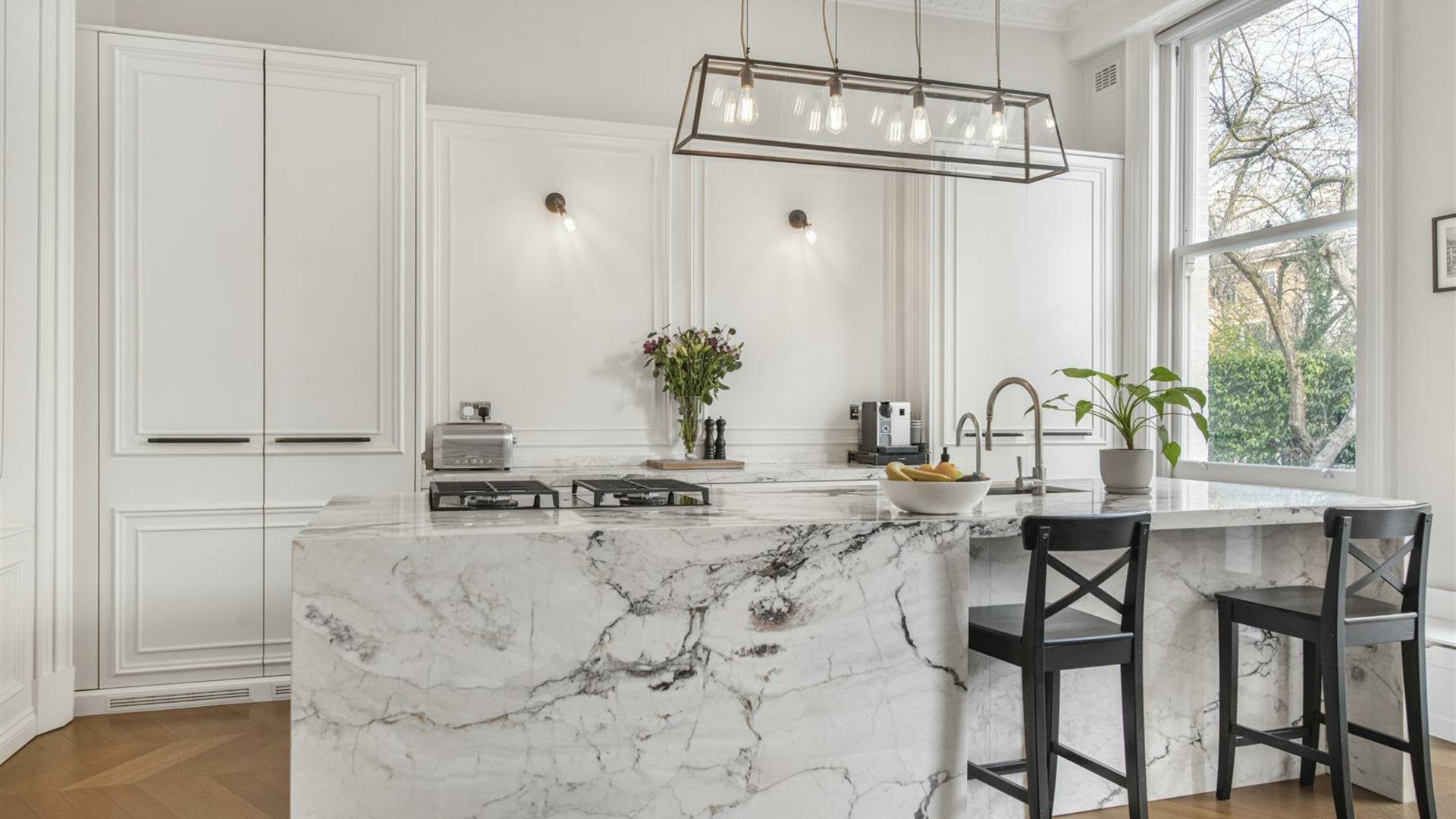8 Redcliffe Square, London, London