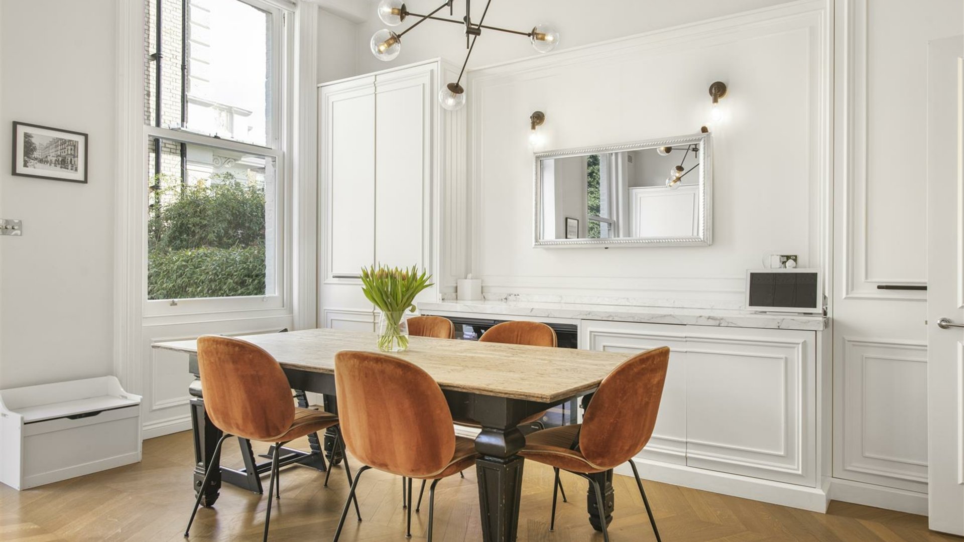 8 Redcliffe Square, London, London