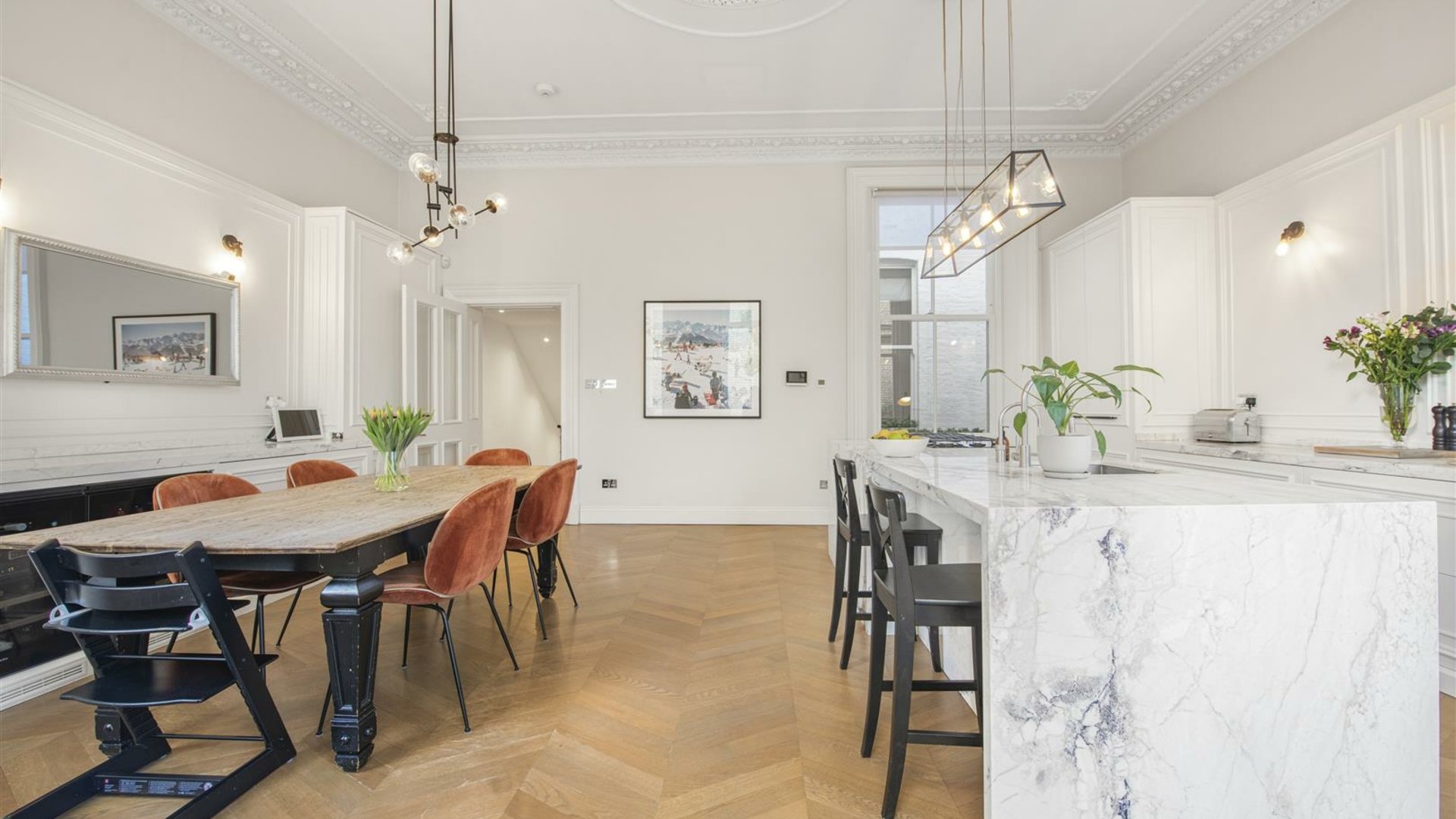 8 Redcliffe Square, London, London