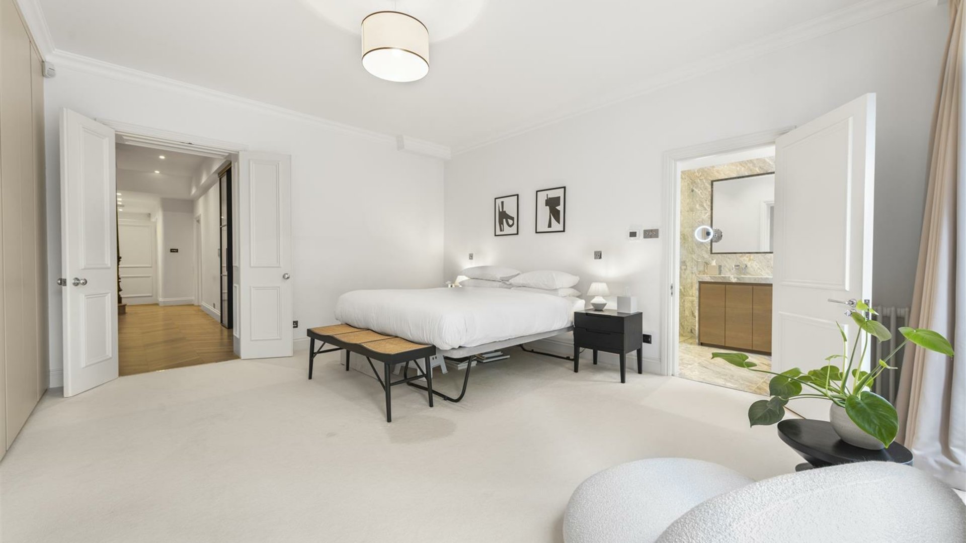 8 Redcliffe Square, London, London