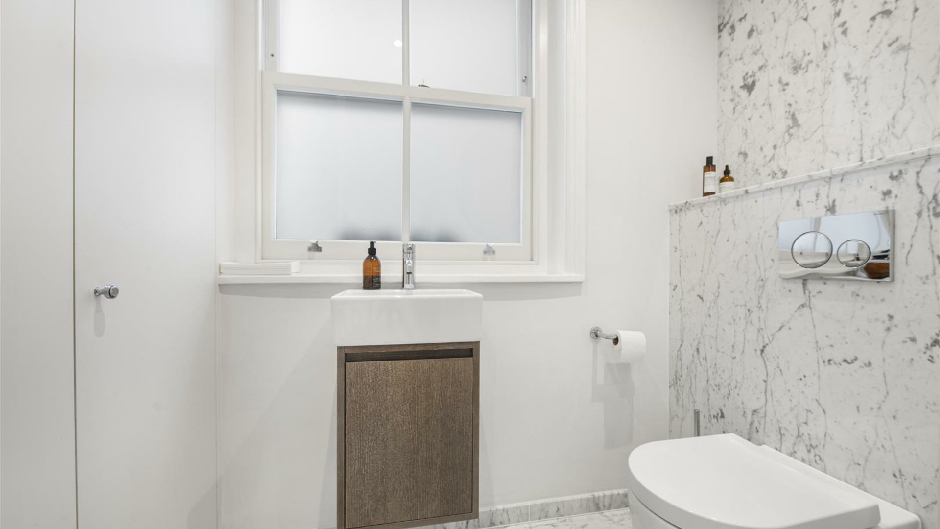 8 Redcliffe Square, London, London