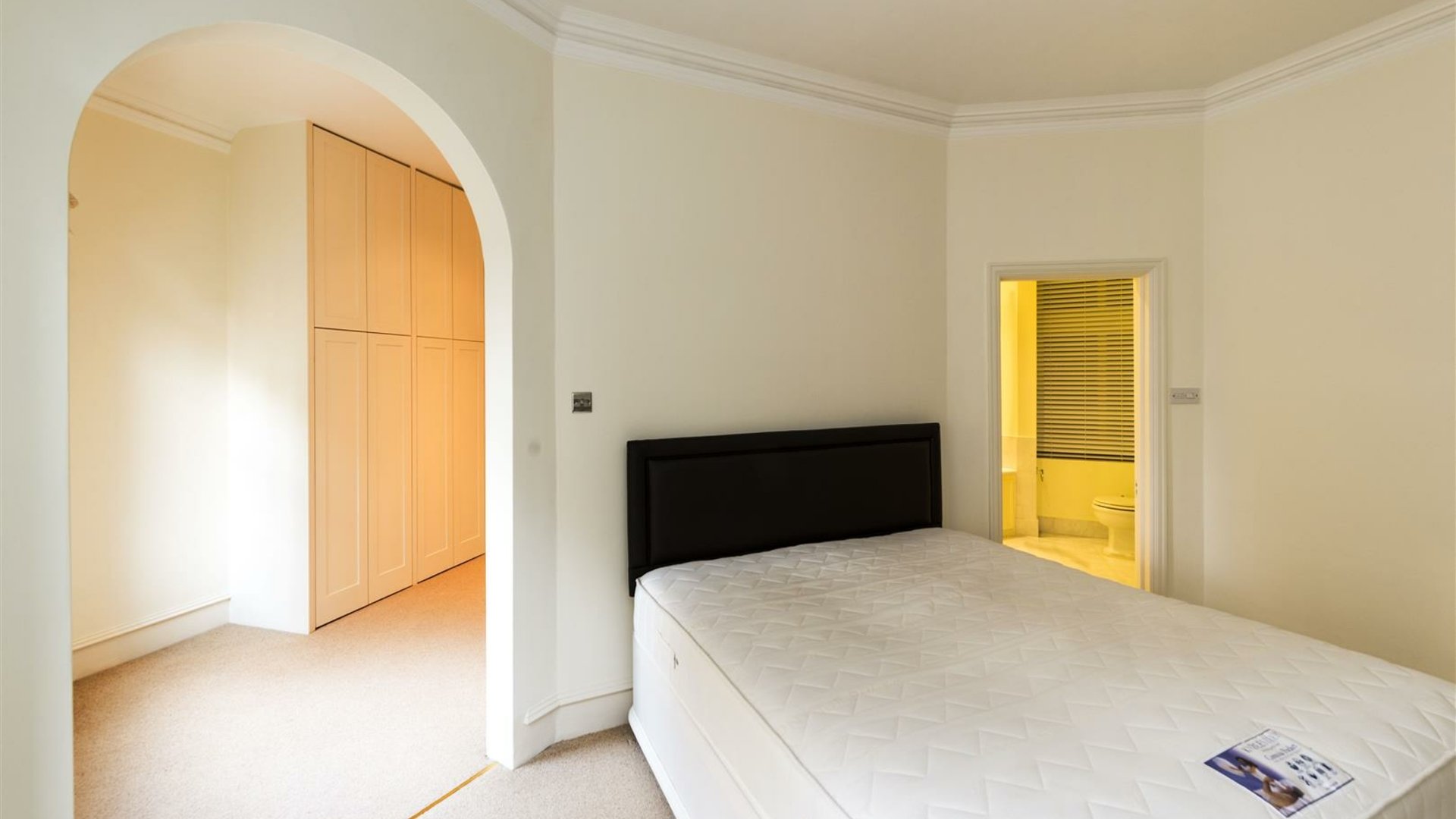 Carlisle Place, London, London