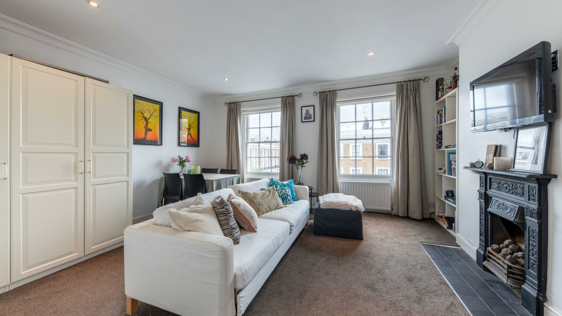 Lamont Road, London, London
