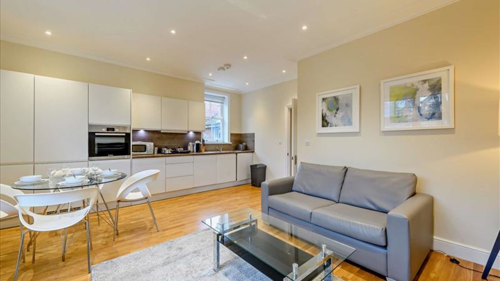 290 King Street, Ravenscourt Park, London
