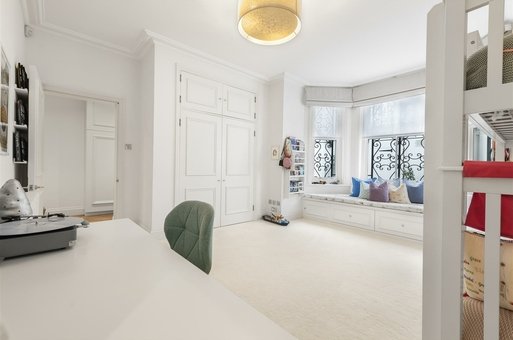 8 Redcliffe Square, London, London