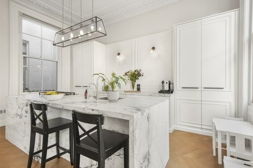8 Redcliffe Square, London, London