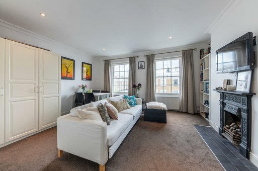 Lamont Road, London, London