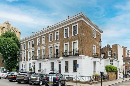 Lamont Road, London, London