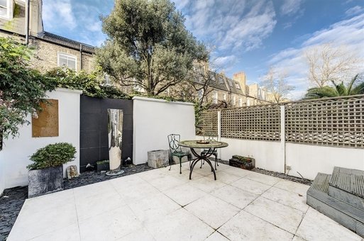 Upcerne Road, London, London