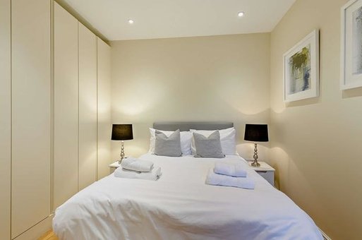 290 King Street, Ravenscourt Park, London