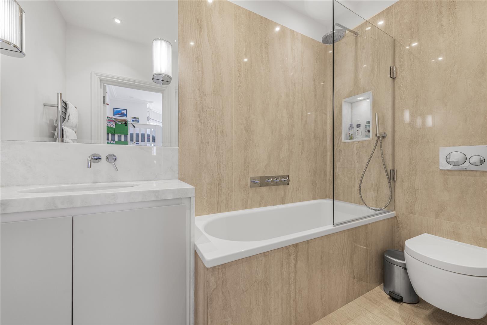 8 Redcliffe Square, London, London