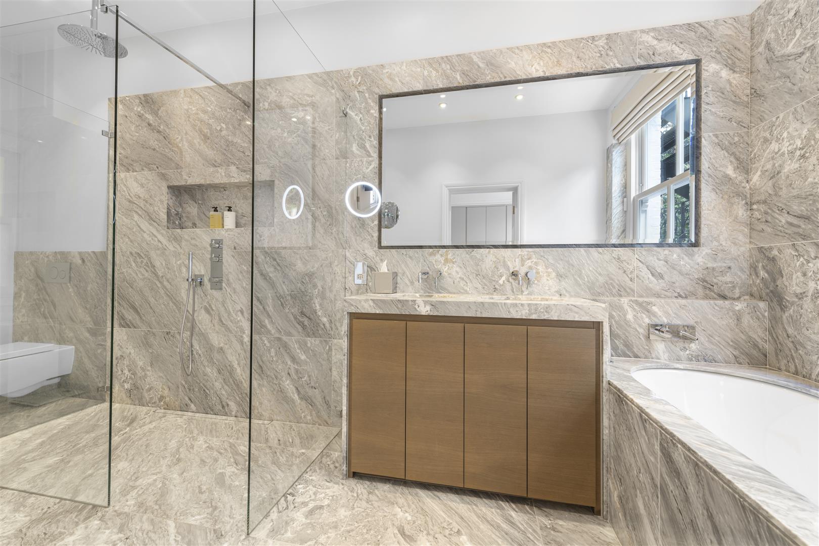 8 Redcliffe Square, London, London