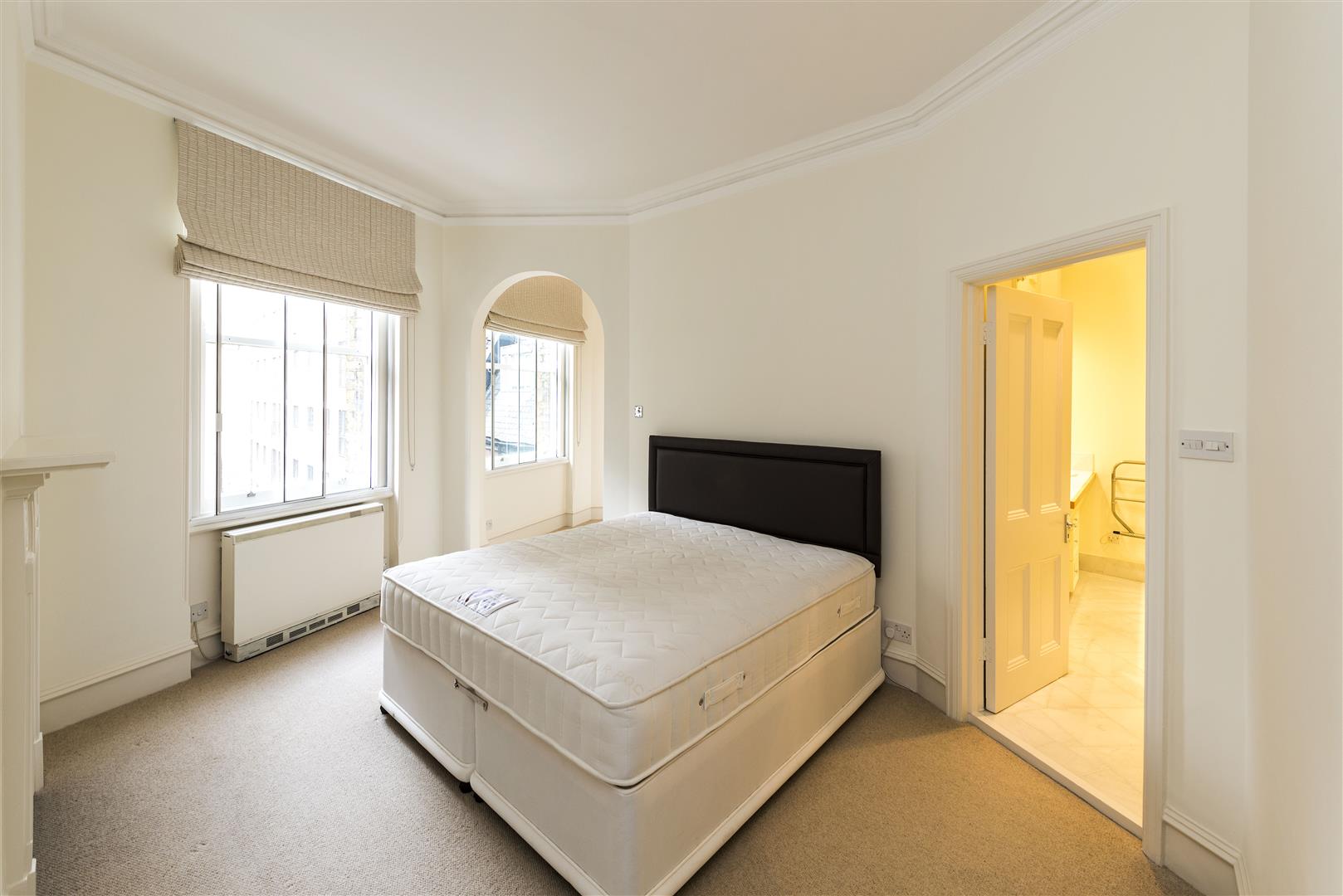 Carlisle Place, London, London