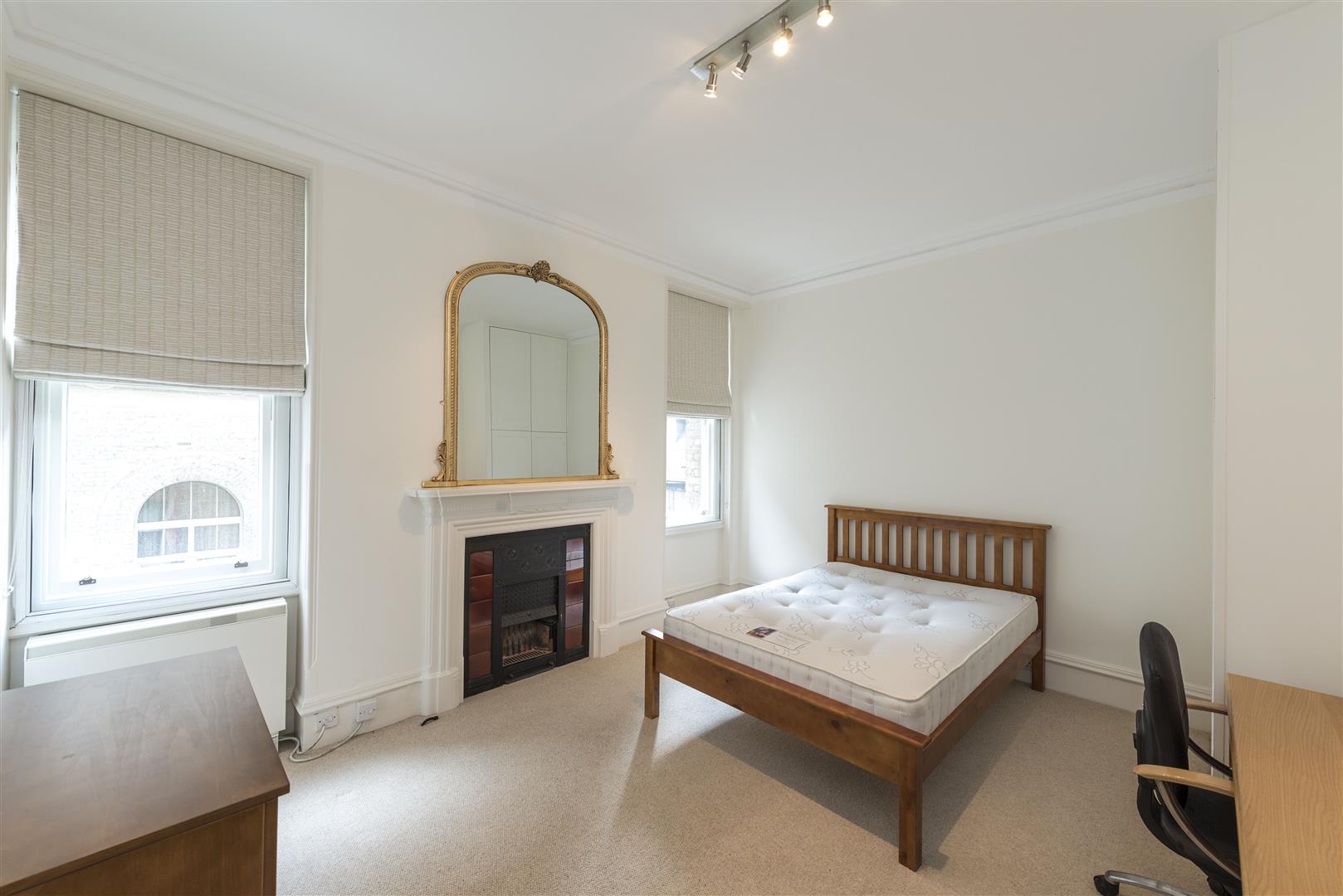 Carlisle Place, London, London