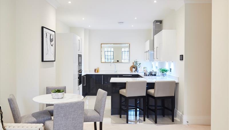 Rainville Road, London, London